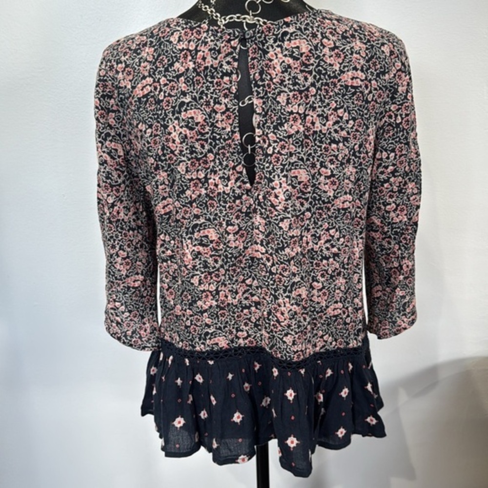 Abercrombie & Fitch‎ Floral Print Peplum Blouse Lace Up V Neck 3/4 Sleeve Top - Picture 4 of 6